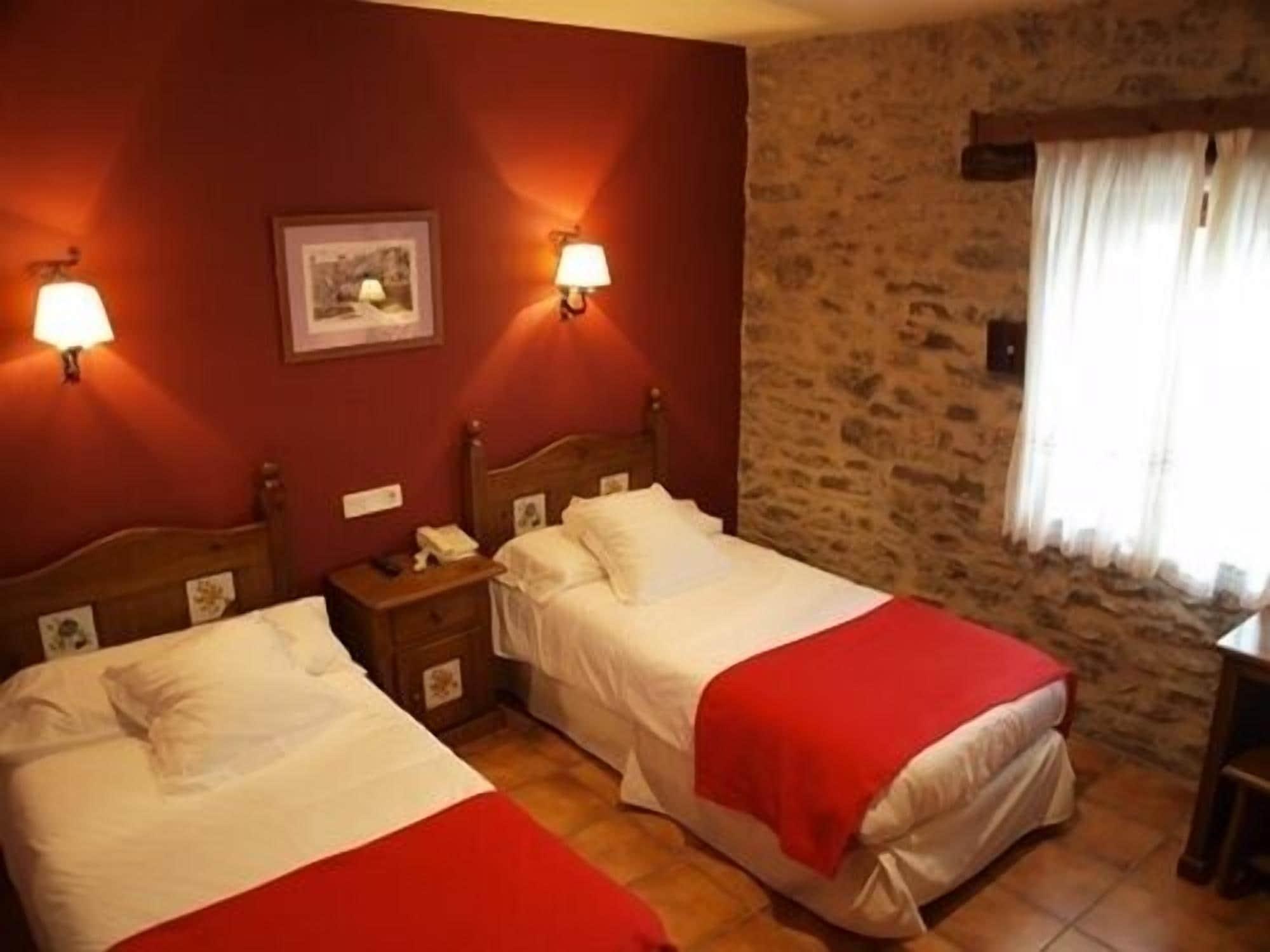 Hotel La Vega Alcalá de la Selva 외부 사진