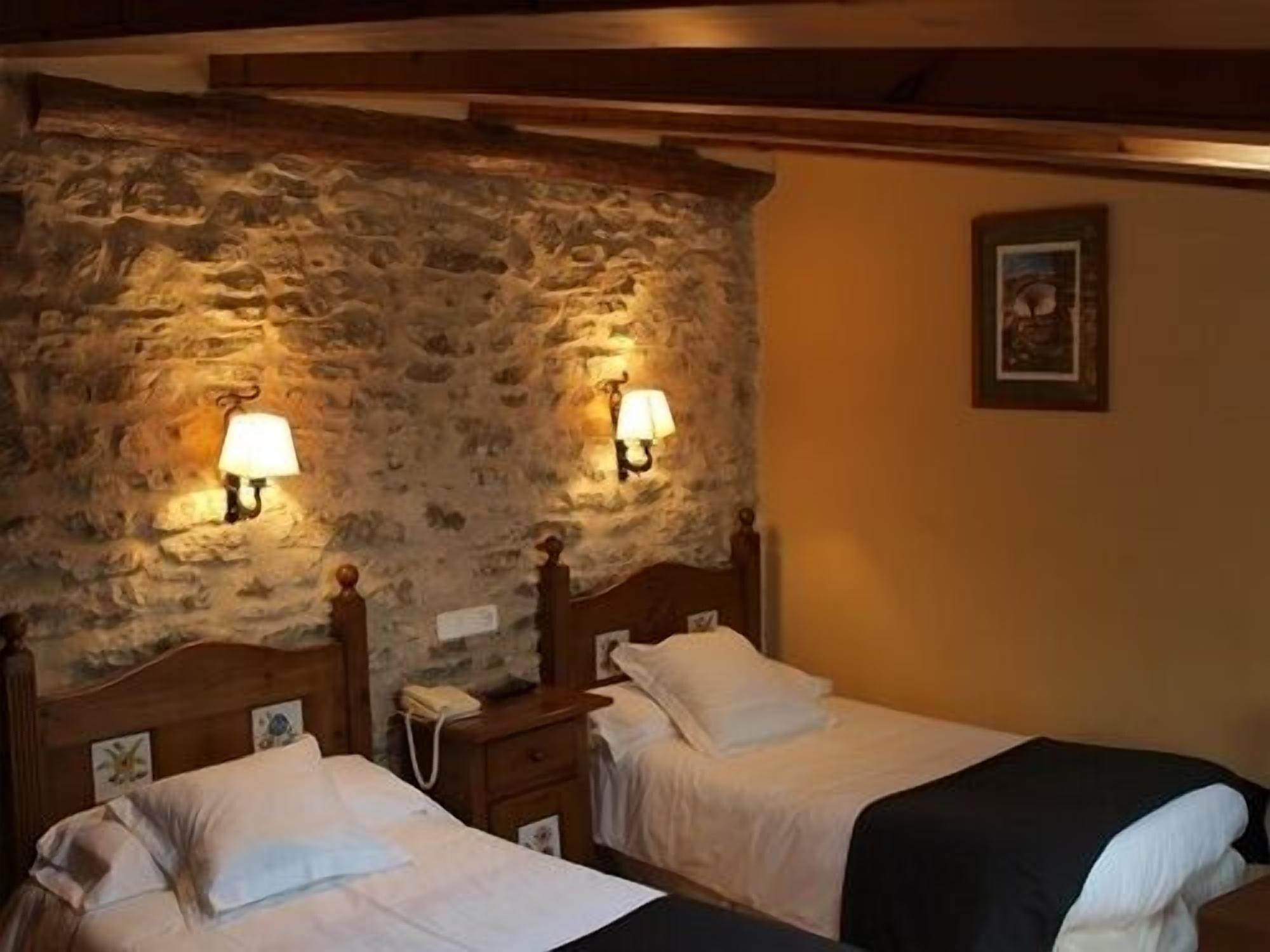 Hotel La Vega Alcalá de la Selva 외부 사진